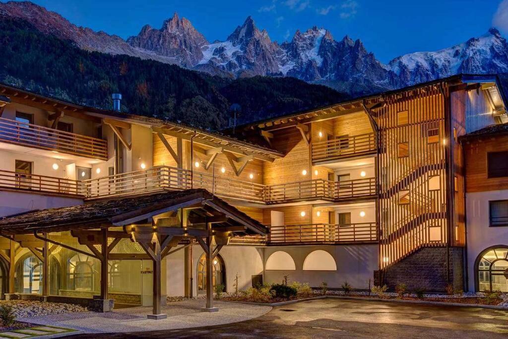 Chic Appart 6 Pers Dans Residence Luxueuse "La Cordee" Wellness Gym Piscine Ouvert Et Teletravail Chamonix Exterior photo